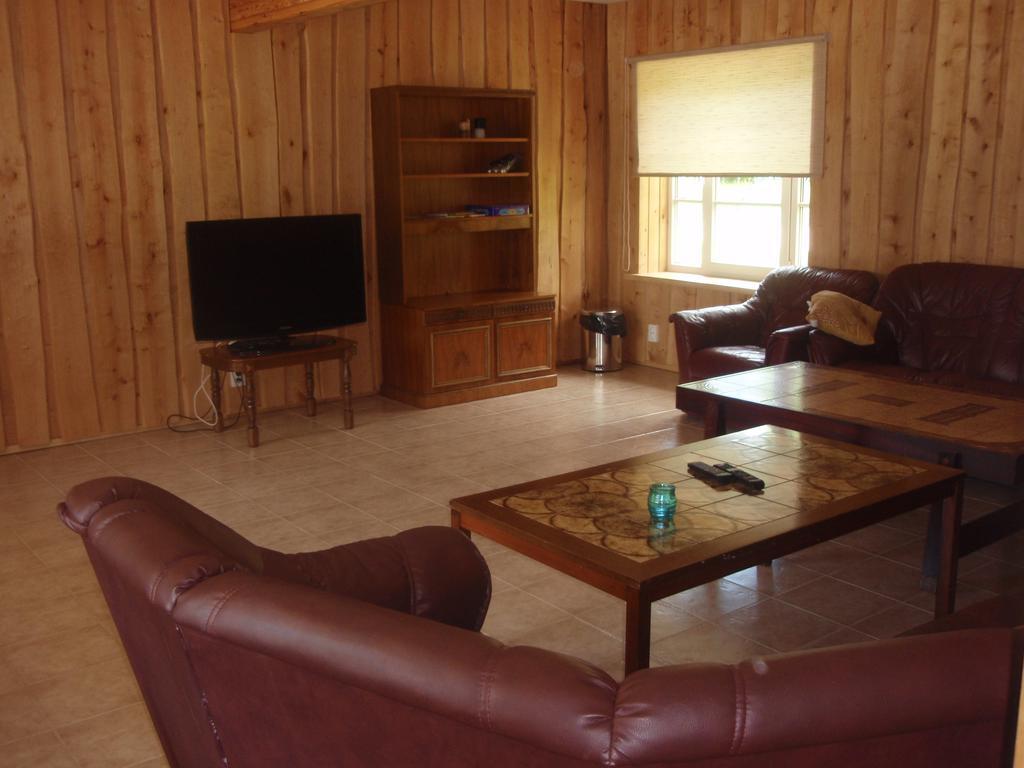 Pauka Holiday House Palli Экстерьер фото